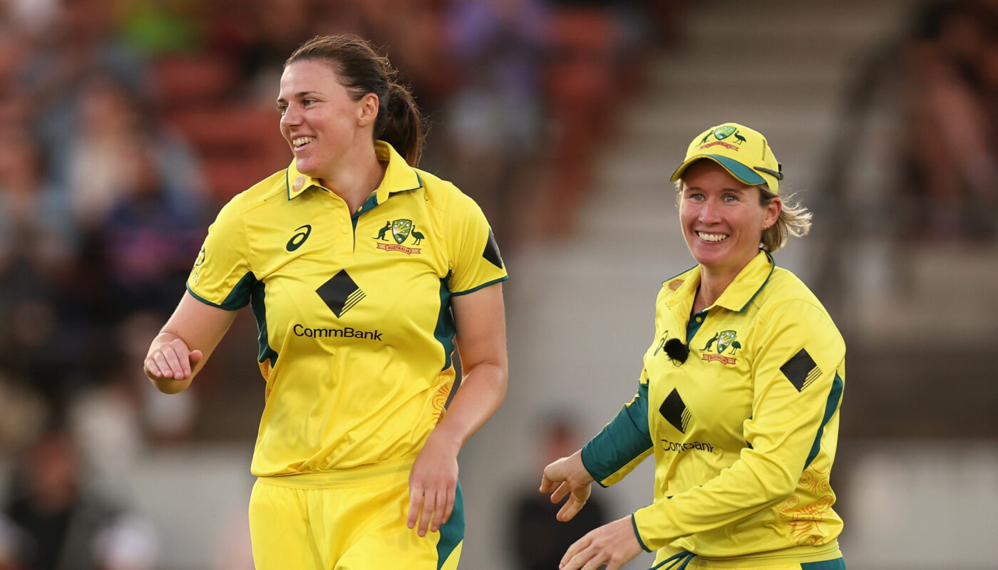Mooney and McGrath to the fore as Australia clinch ODI series