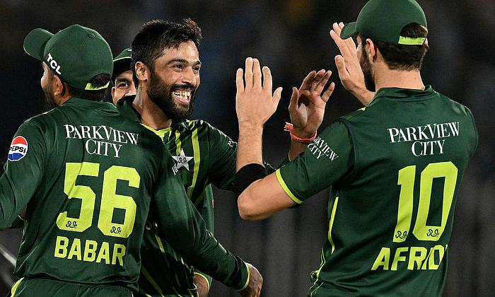 Afridi, Amir set up convincing win for Pakistan