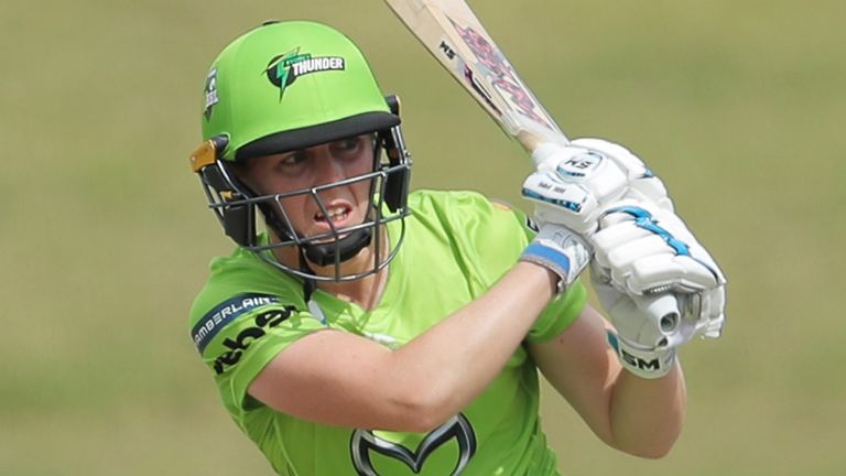 Heather Knight shines for Sydney Thunder to open WBBL account