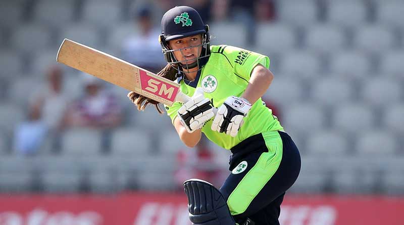 Surrey sign Ireland's batter Amy Hunter for One-Day Cup