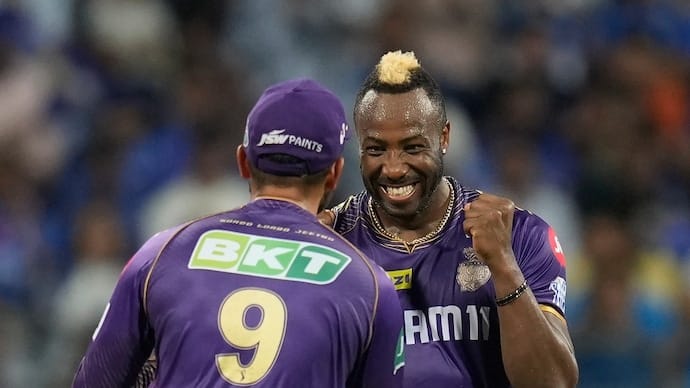 Kolkata Knight Riders Narrow Win Keeps Them in Playoff Hunt
