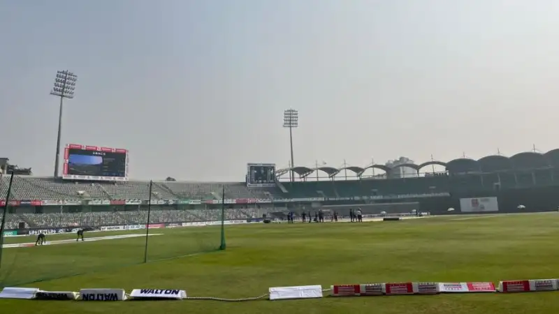Players' boycott delays BPL match amid standoff with BCB