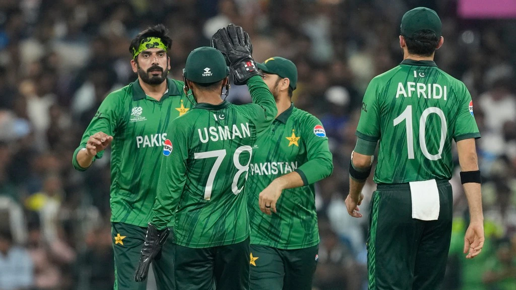 Pakistan dominate USA to make it two in two