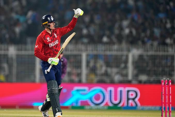 England Edge Past Opponent Thanks to Banton's Unbeaten 63