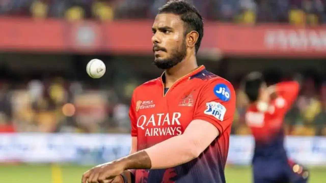 Yash Dayal won’t be part of RCB squad in IPL 2026 - Mo Bobat