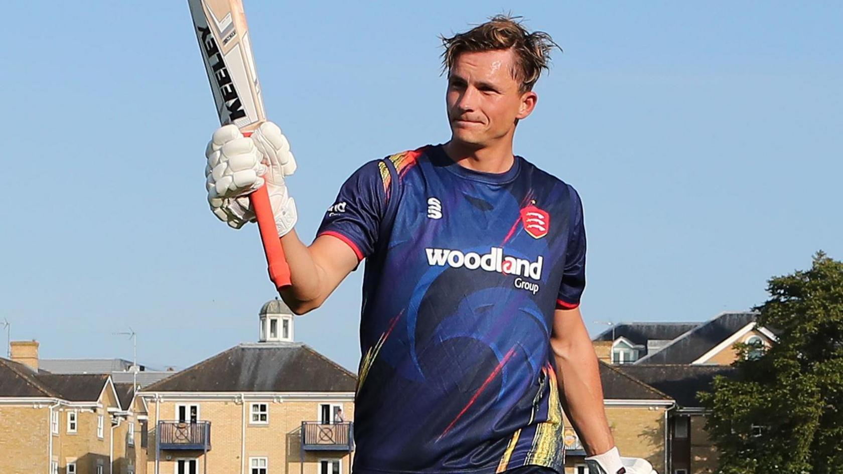 Pepper, Walter star in Essex nine-wicket win against Kent