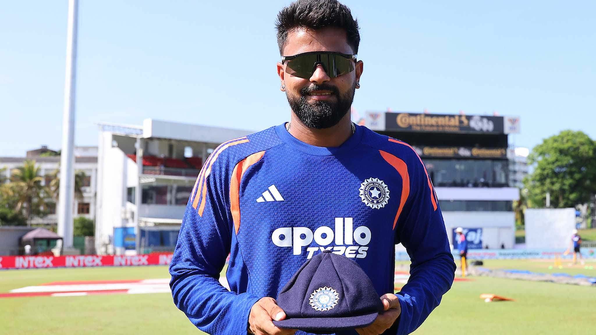 India go with debutant Saransh over Kuldeep, choose to bat in Colombo