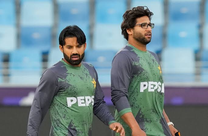 PCB issues show-cause notice to selectors over Imam-ul-Haq, Rizwan inclusion