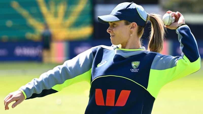 Sophie Molineux Facing Race Against Time for Bangladesh ODIs Due to Hip Issue